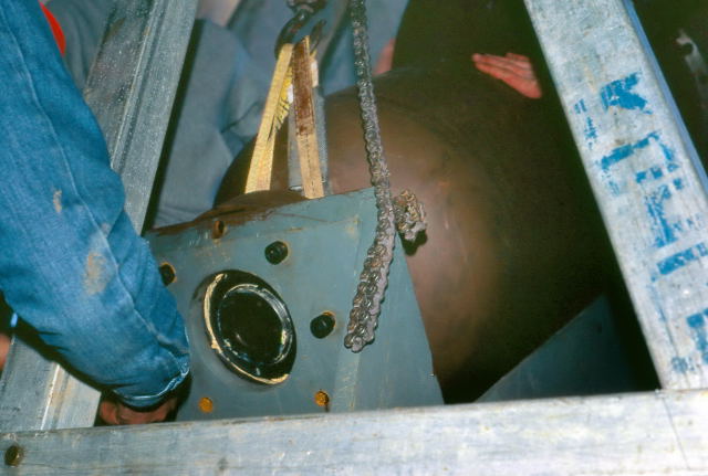 Connecting the polar axis to base of the mount