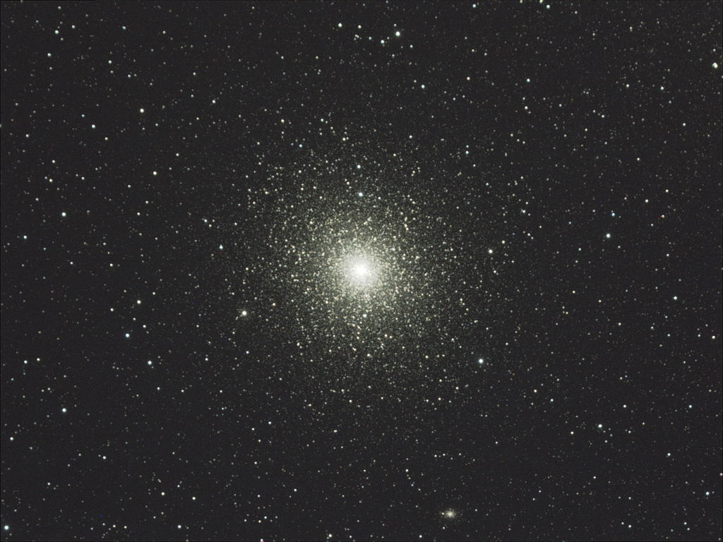 NGC 
		104 - 47 Tucana  by Tom Schmidtkunz 